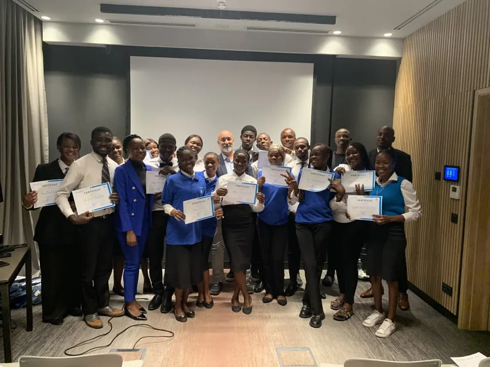Remise des certificats à la promotion, avec l’équipe de l’hôtel, Novotel Kinshasa La Gombe