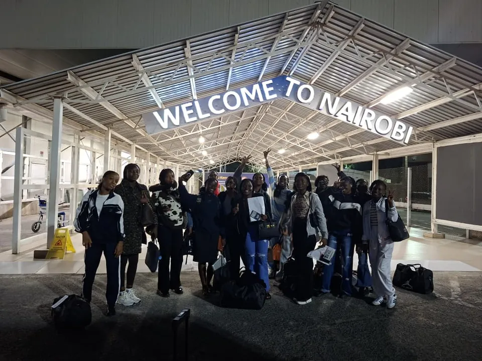 Arrivée de nuit à l’aéroport de Nairobi